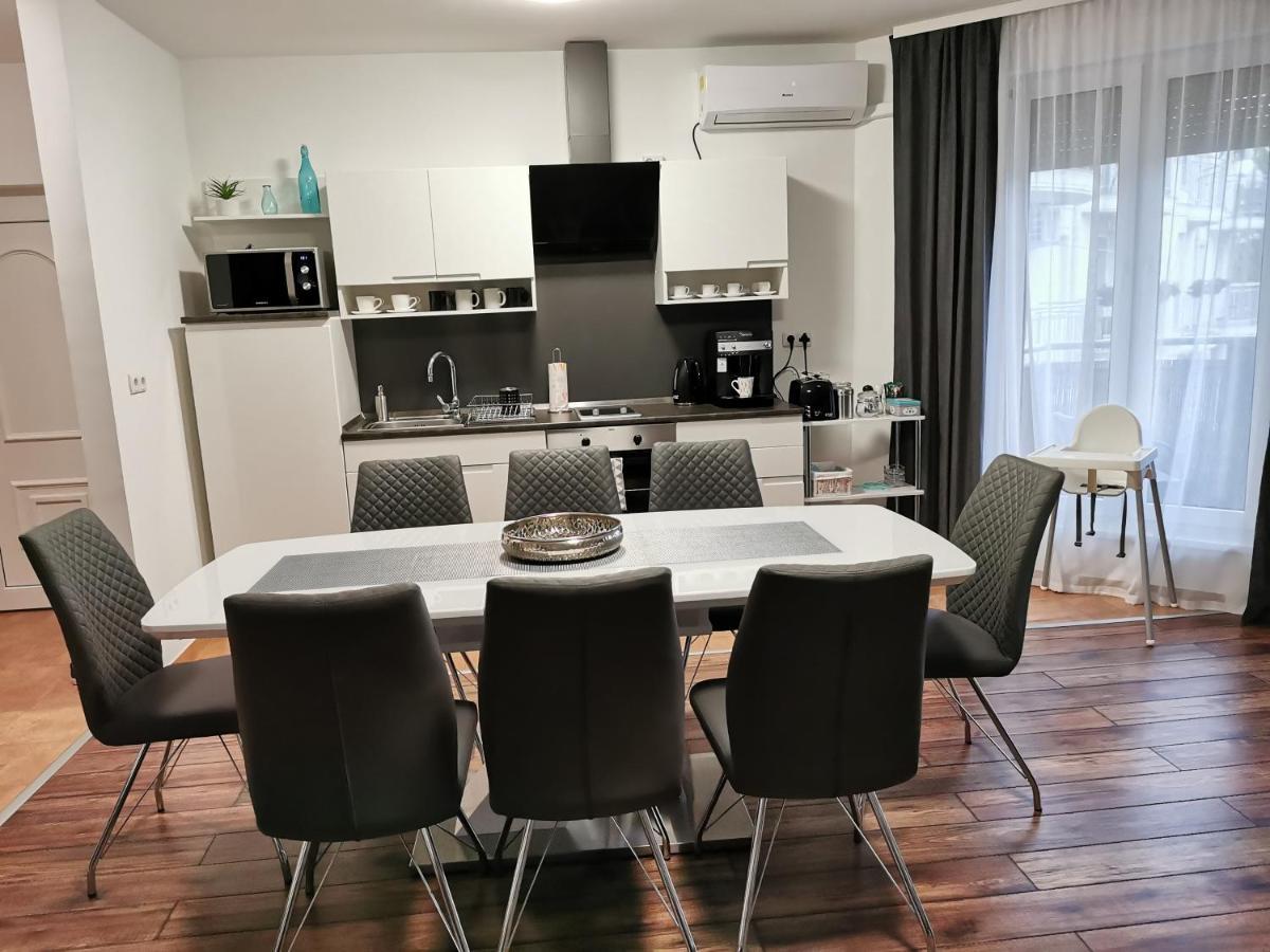 Freedom Apartman Hajduszoboszlo Exterior foto