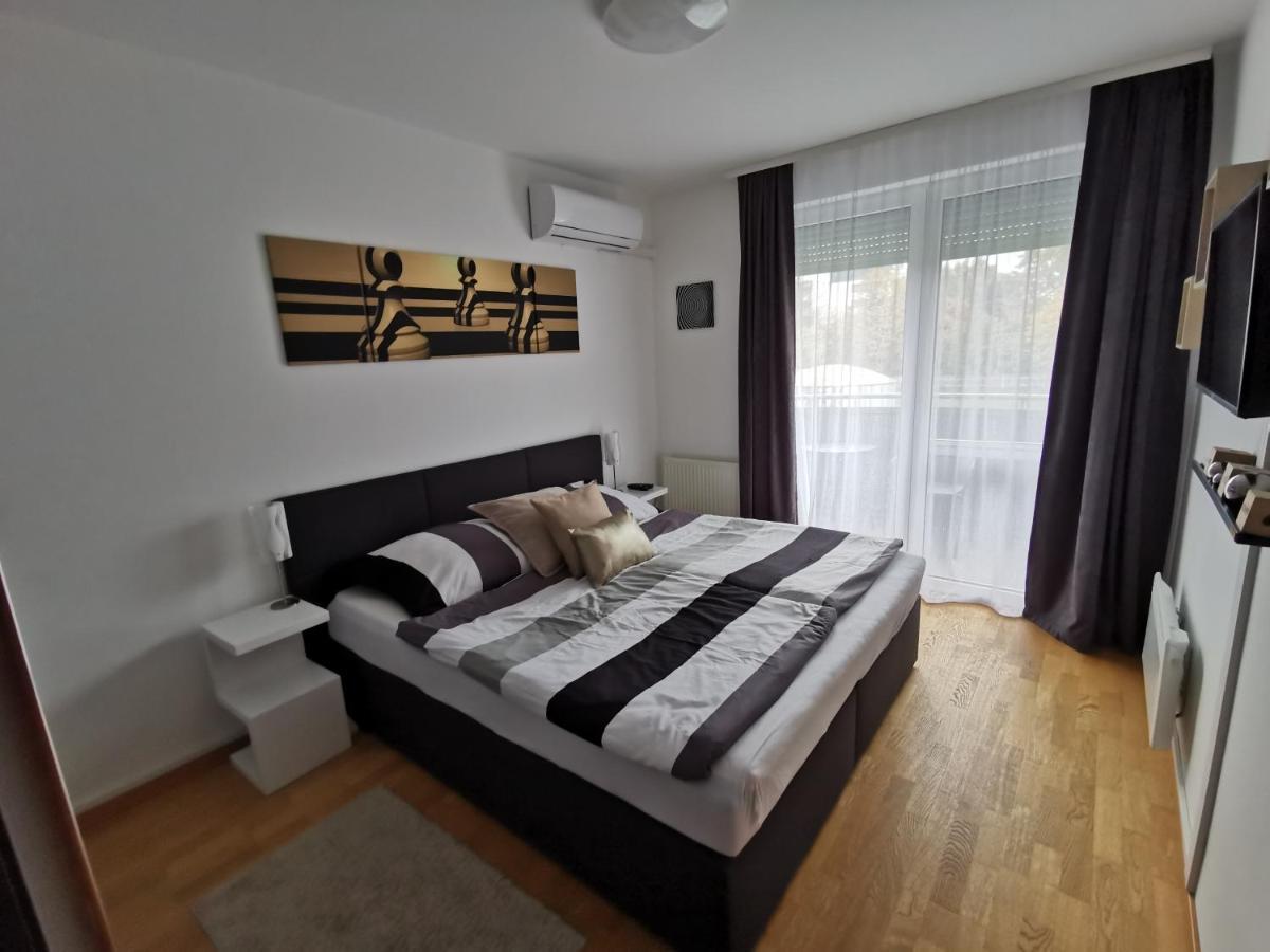 Freedom Apartman Hajduszoboszlo Exterior foto